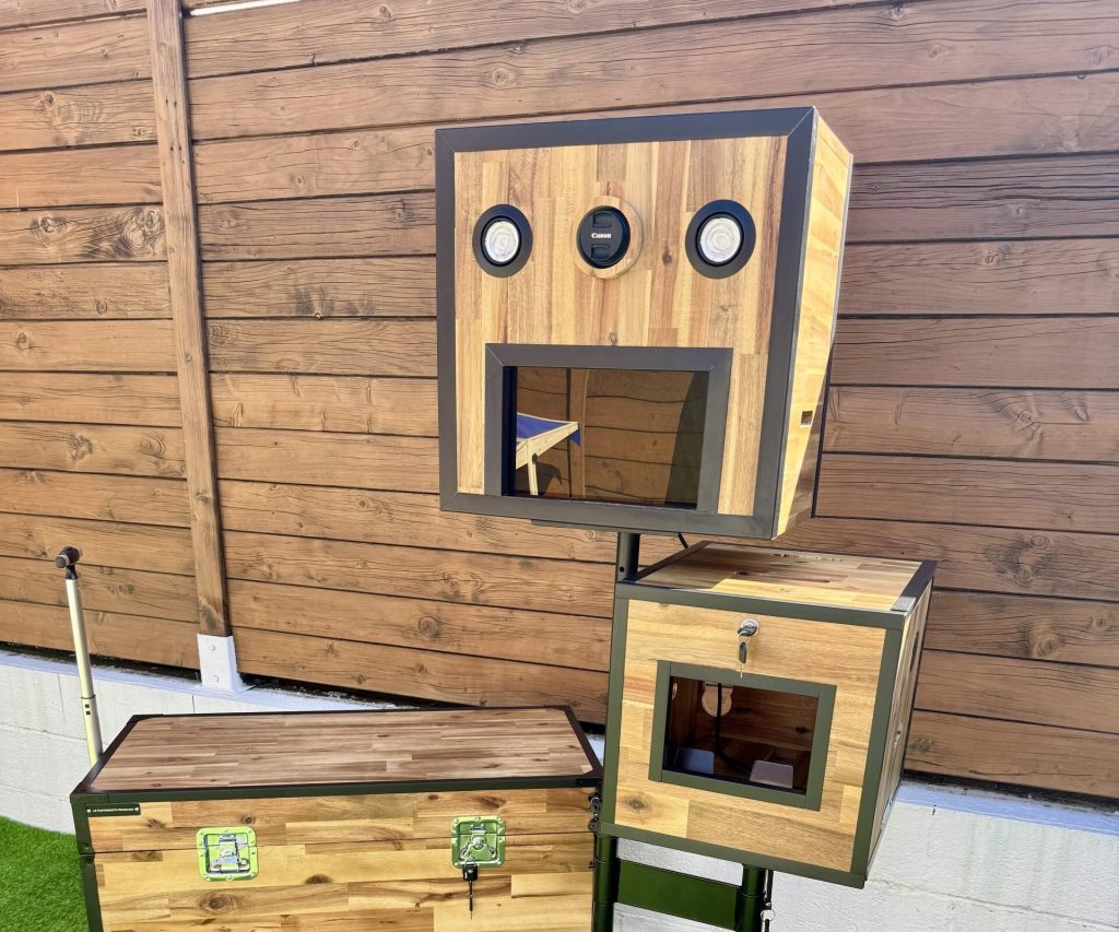Borne selfie en bois - location photobooth evenement